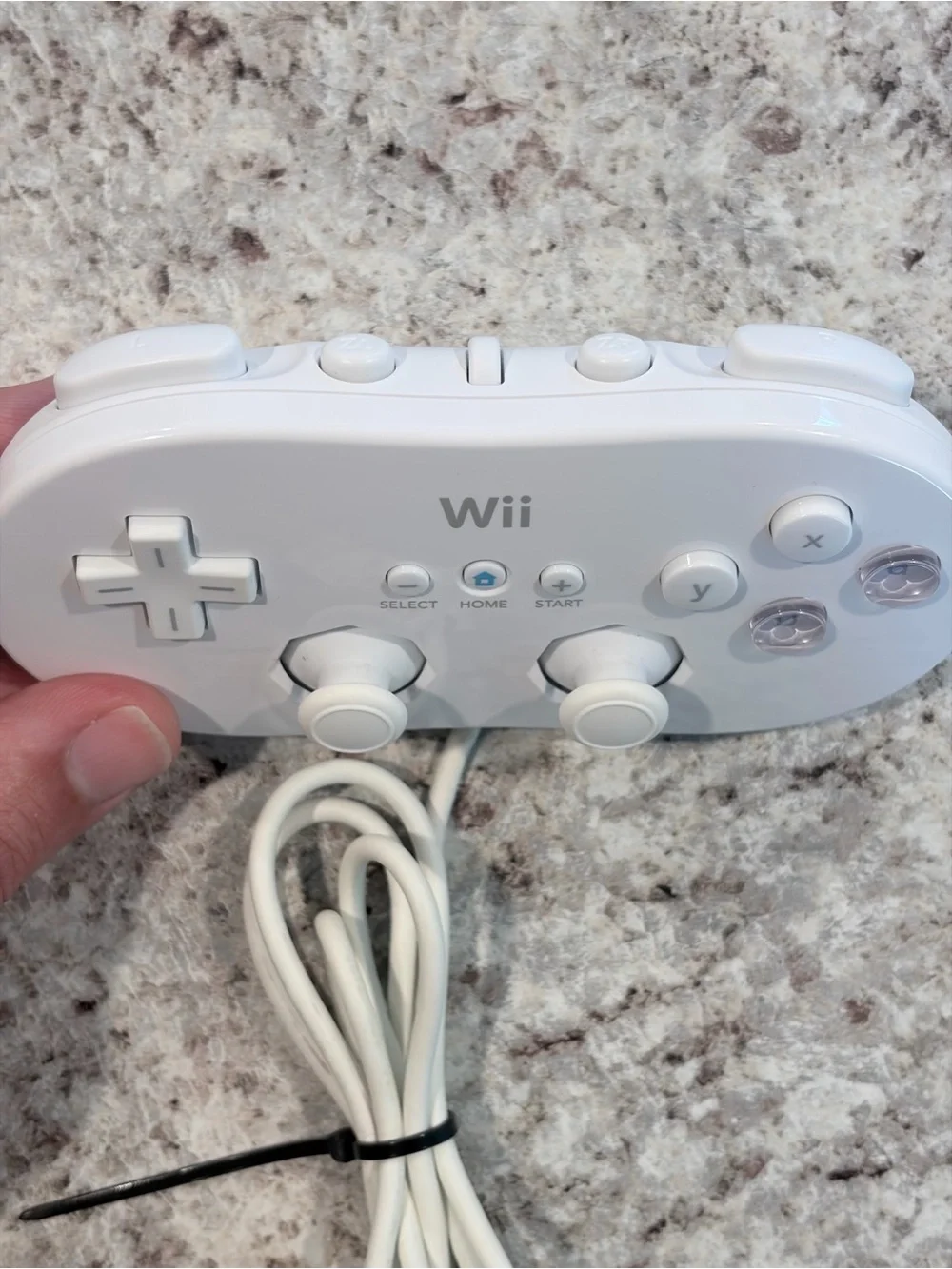 Nintendo White Wired Classic Controller - White